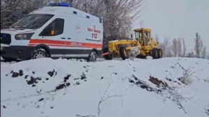 mahsur kalan ambulans