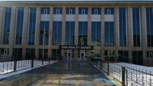 Van Adliyesi