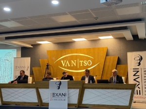 van-haber-ehmede-xnai-sempozyumu-3